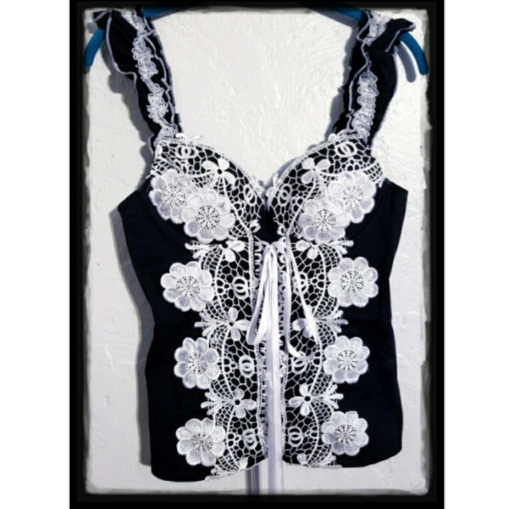 Moa Pinup Corset Style top.. Size Large